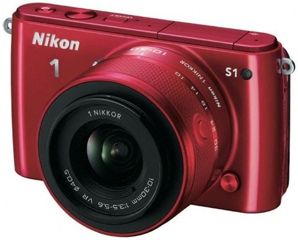 Nikon 1 S1 - минимальные габариты, минимальный бюджет
